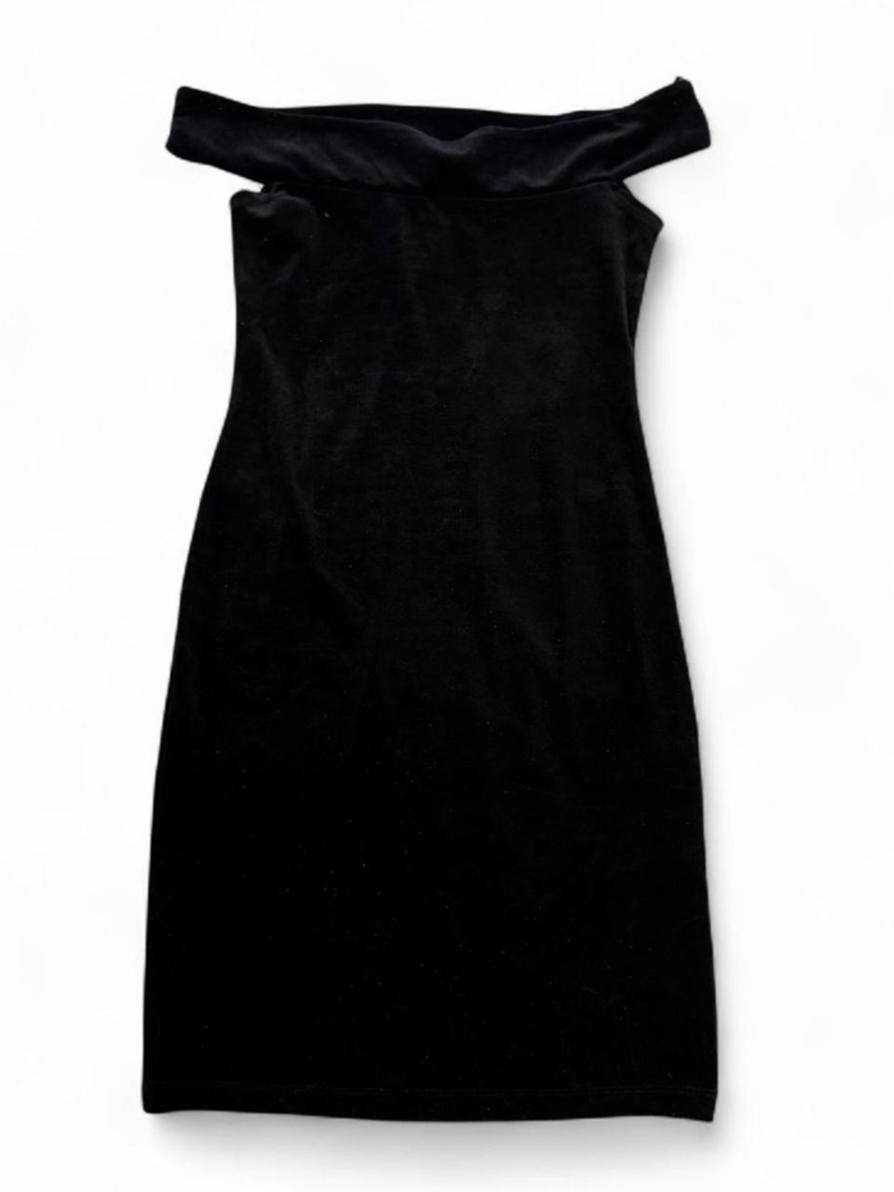 Off-Shoulder Black Velvet Cocktail Dress